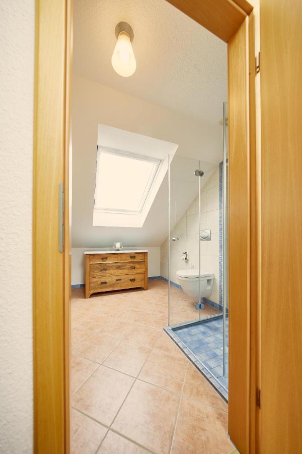 Ferienwohnung Raffael 100 Qm, 2 Grosse Betten Im Wohnzimmer Κουξχάφεν Εξωτερικό φωτογραφία