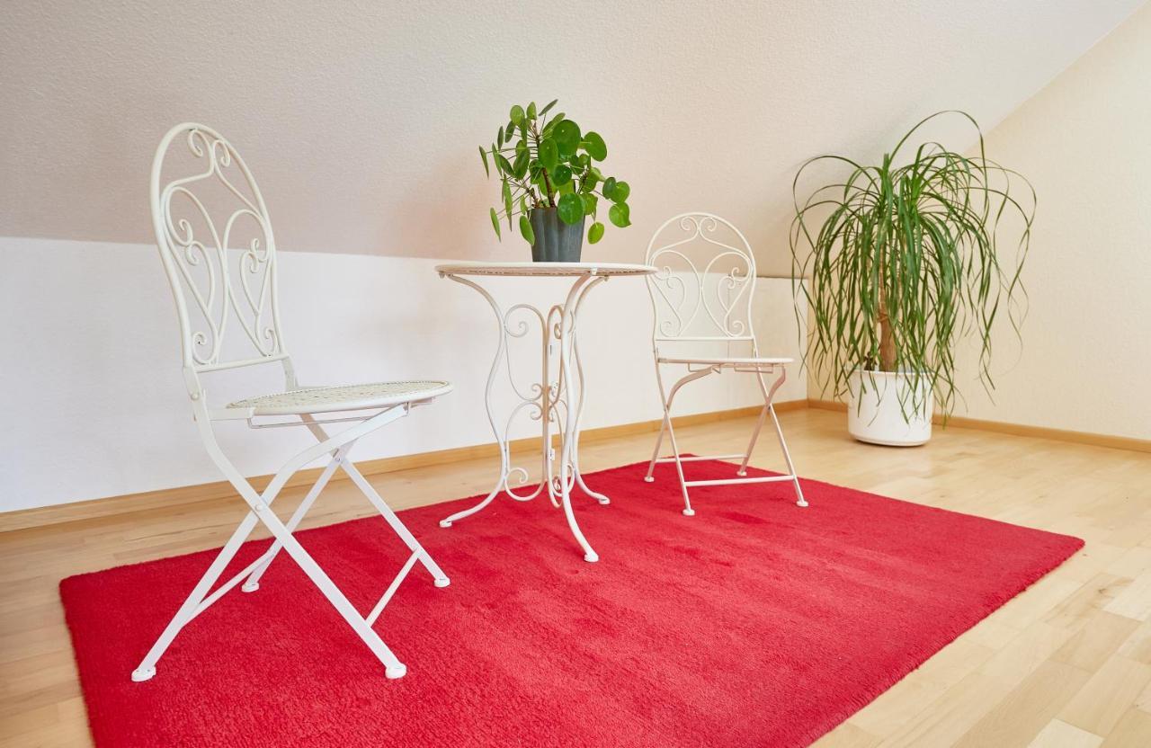 Ferienwohnung Raffael 100 Qm, 2 Grosse Betten Im Wohnzimmer Κουξχάφεν Εξωτερικό φωτογραφία